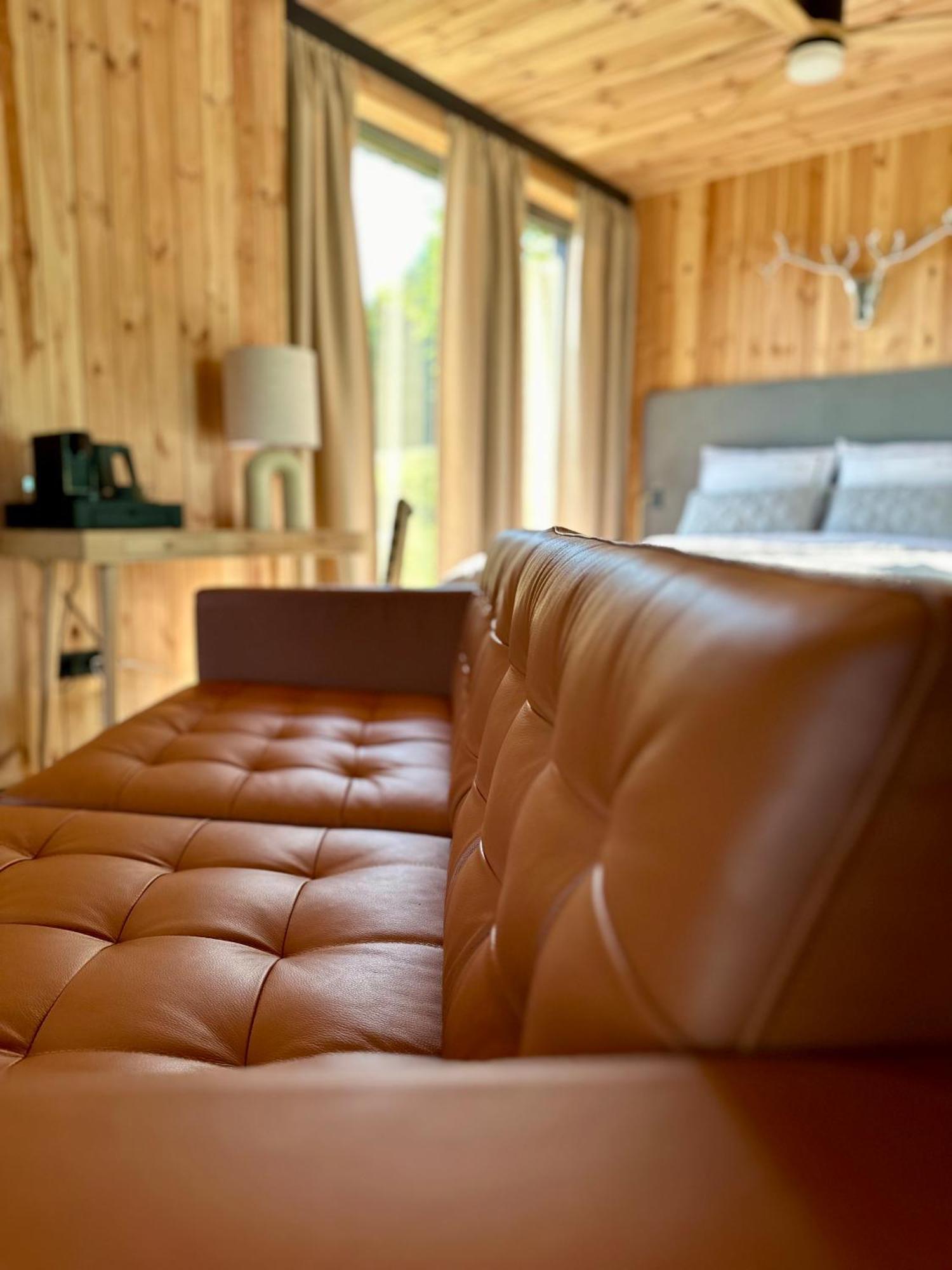 Brown Deer - Z Sauna Na Tarasie, Jacuzzi I Widokiem Na Gory - By Deer Hills Luxury Apartments Kocon Ngoại thất bức ảnh