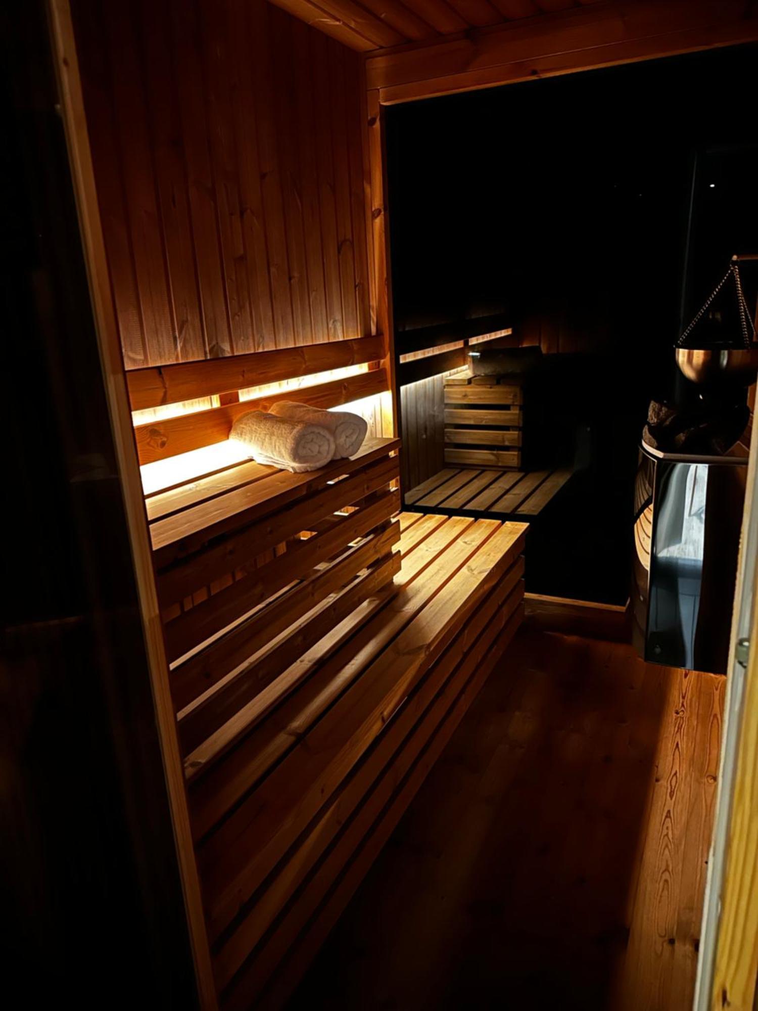 Brown Deer - Z Sauna Na Tarasie, Jacuzzi I Widokiem Na Gory - By Deer Hills Luxury Apartments Kocon Ngoại thất bức ảnh